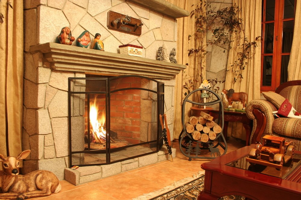 Glass Fireplace Screen: The Perfect Combination of Safety, Style, and Functionality